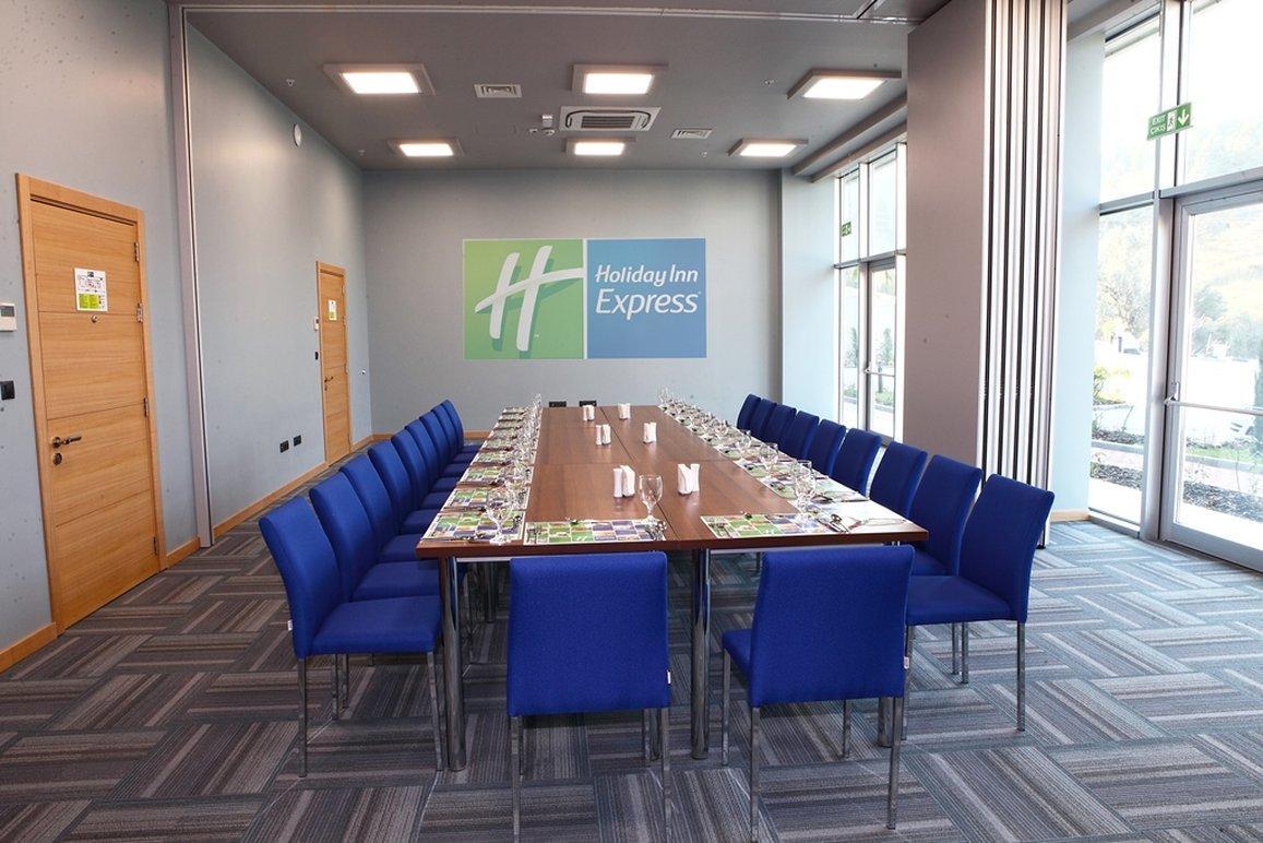 Holiday Inn Express Manisa-West By Ihg Zewnętrze zdjęcie
