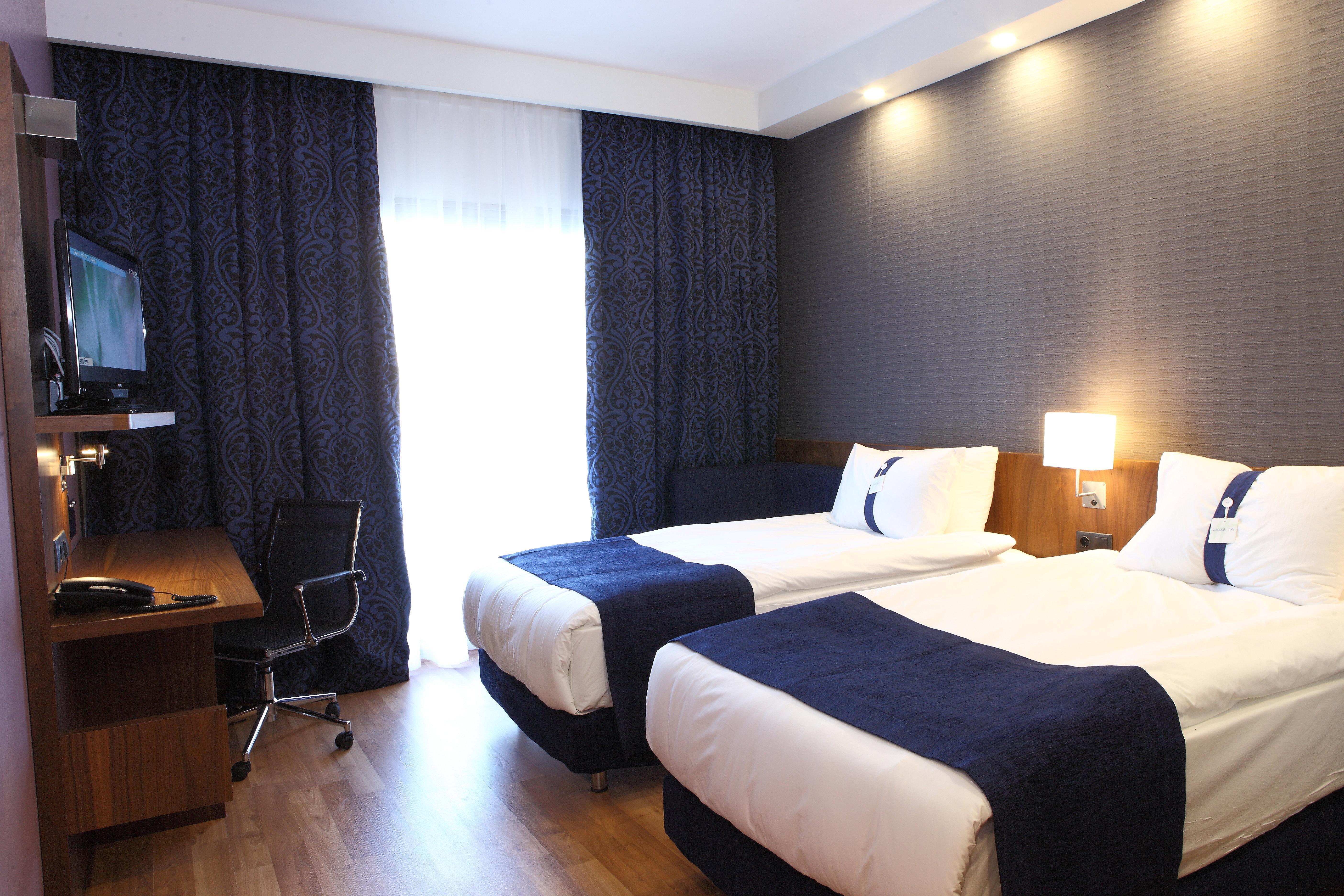 Holiday Inn Express Manisa-West By Ihg Zewnętrze zdjęcie
