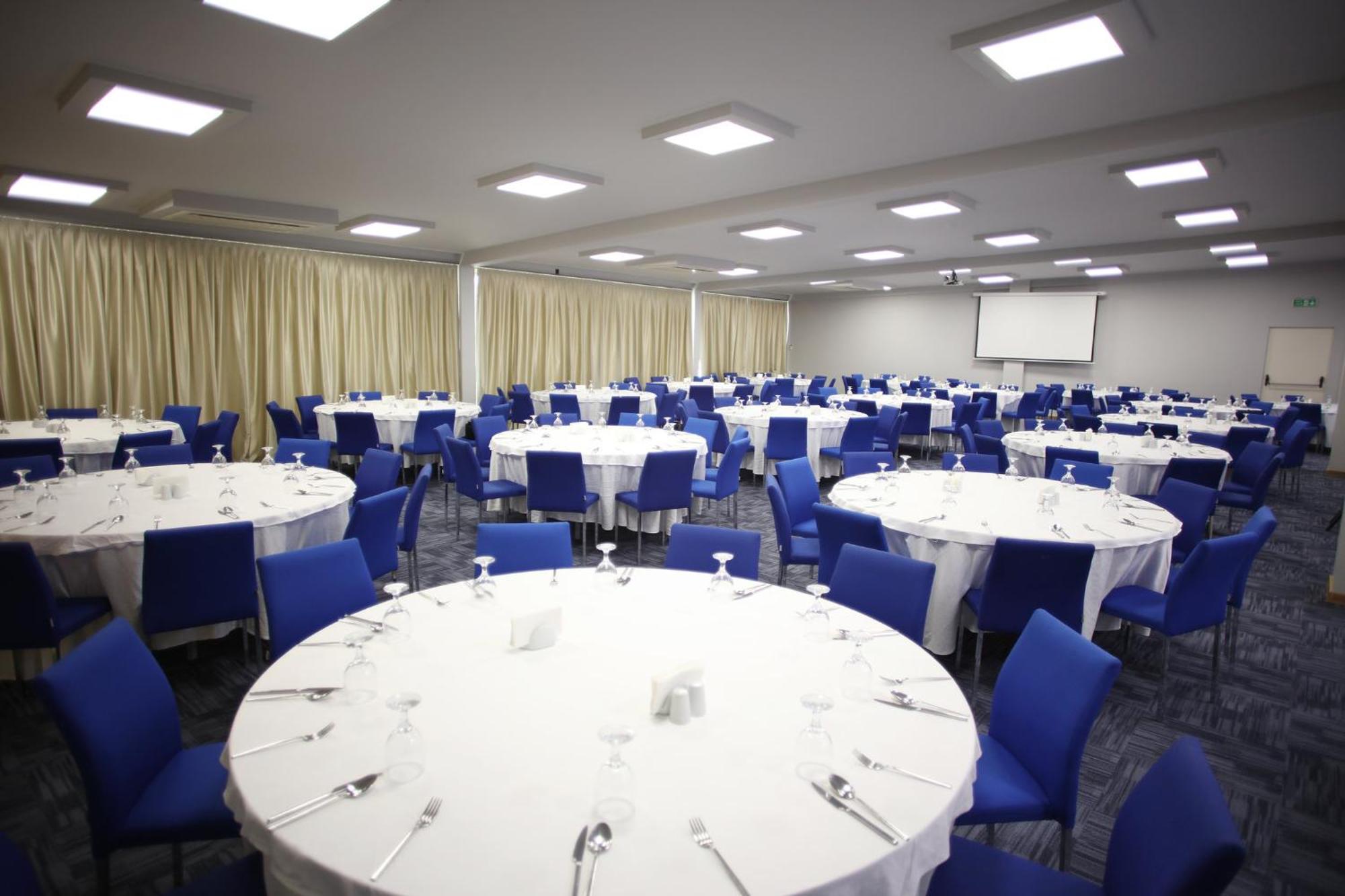 Holiday Inn Express Manisa-West By Ihg Zewnętrze zdjęcie