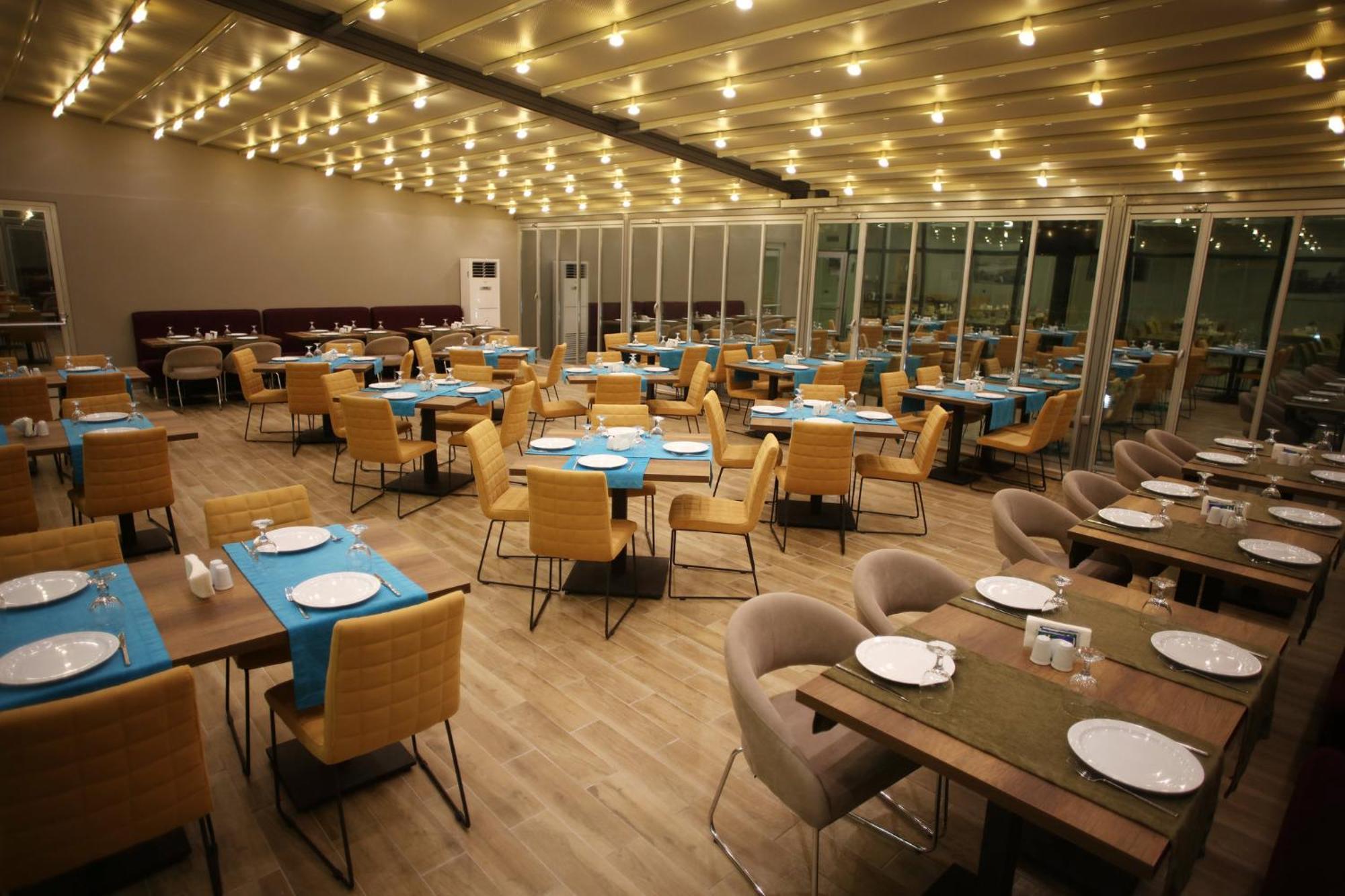 Holiday Inn Express Manisa-West By Ihg Zewnętrze zdjęcie